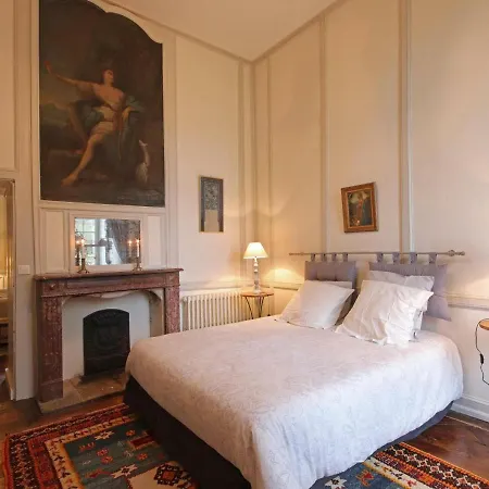 Holiday home Charmante Maison Dans Aile De Chateau Du 18eme Avec Jardin Et Proximite Etangs, Foret, Loisirs - Fr-1-497-13