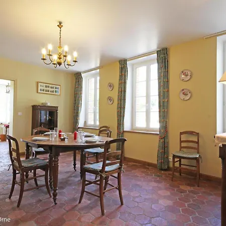 Demeure Historique Dans Un Chateau Avec Jardin Et Connexion Wifi - Fr-1-497-13 بيت للعطل