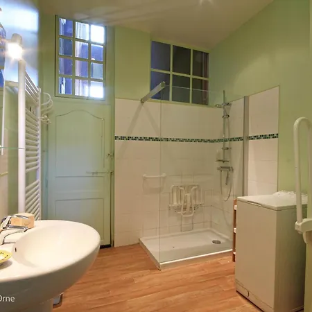 Landsted Demeure Historique Dans Un Chateau Avec Jardin Et Connexion Wifi - Fr-1-497-13 Le Grais
