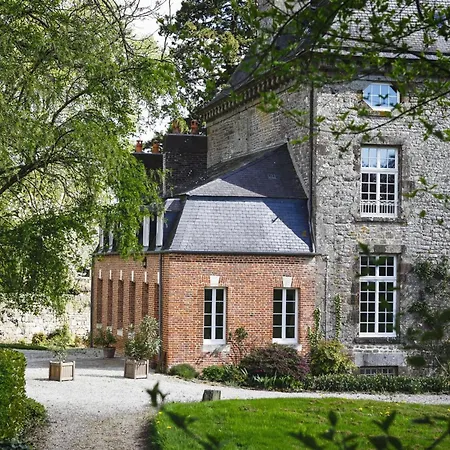 Demeure Historique Dans Un Chateau Avec Jardin Et Connexion Wifi - Fr-1-497-13