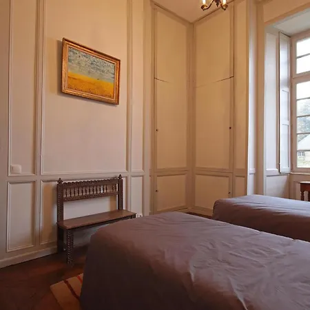 Demeure Historique Dans Un Chateau Avec Jardin Et Connexion Wifi - Fr-1-497-13