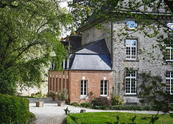 Demeure Historique Dans Un Château Avec Jardin Et Connexion Wifi - Fr-1-497-13