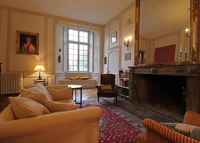 Demeure Historique Dans Un Château Avec Jardin Et Connexion Wifi - Fr-1-497-13 *